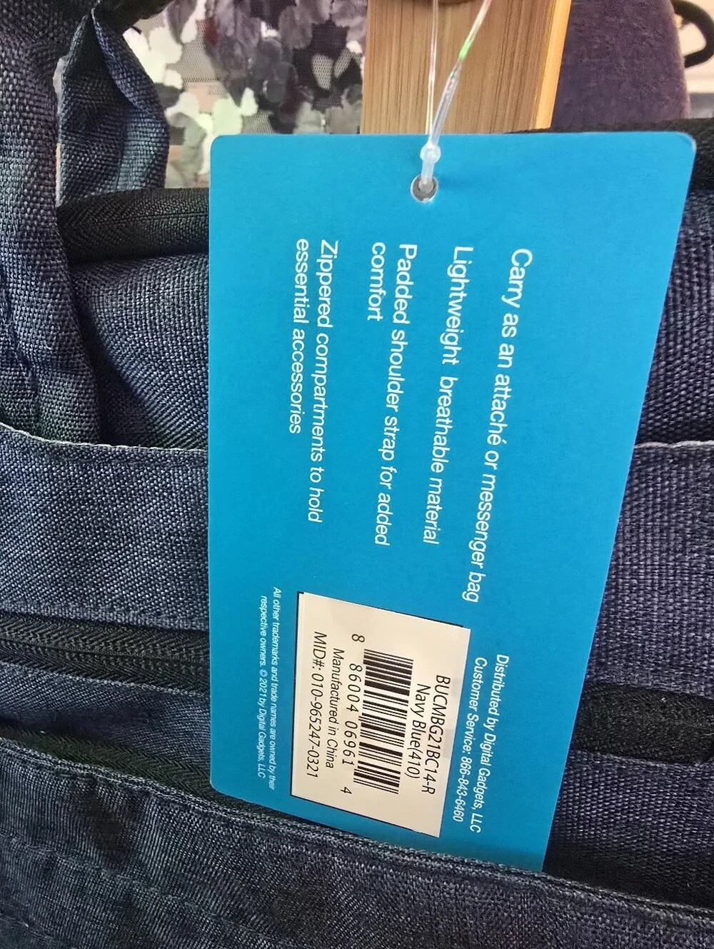 #0644 NWT 14.5x10.5x1 Navy Padded Laptop Case, 7 Zip & Slip Pockets, Shldr Strap